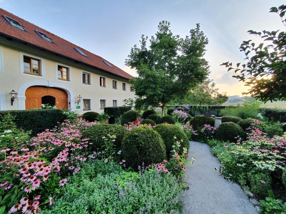 Fruehstueckspension Herzog Zu Laah Ansfelden Esterno foto